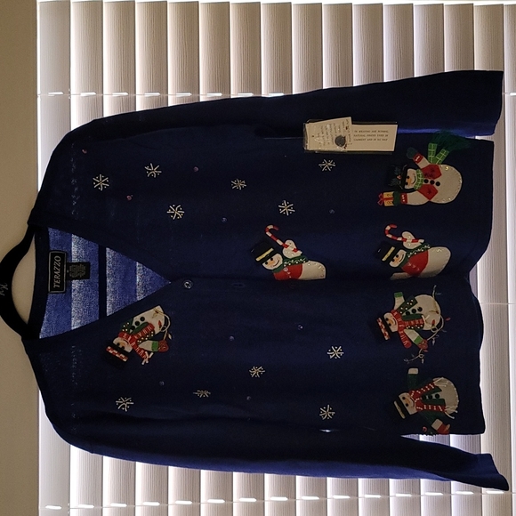 Cardigan - Picture 4 of 6